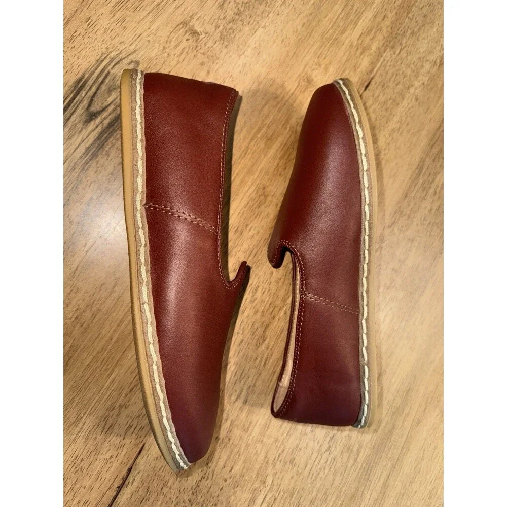 Charix Cognac Brown Leather Slip On Flats Shoes Women's Size 39 8.5/9 NEW No Box
